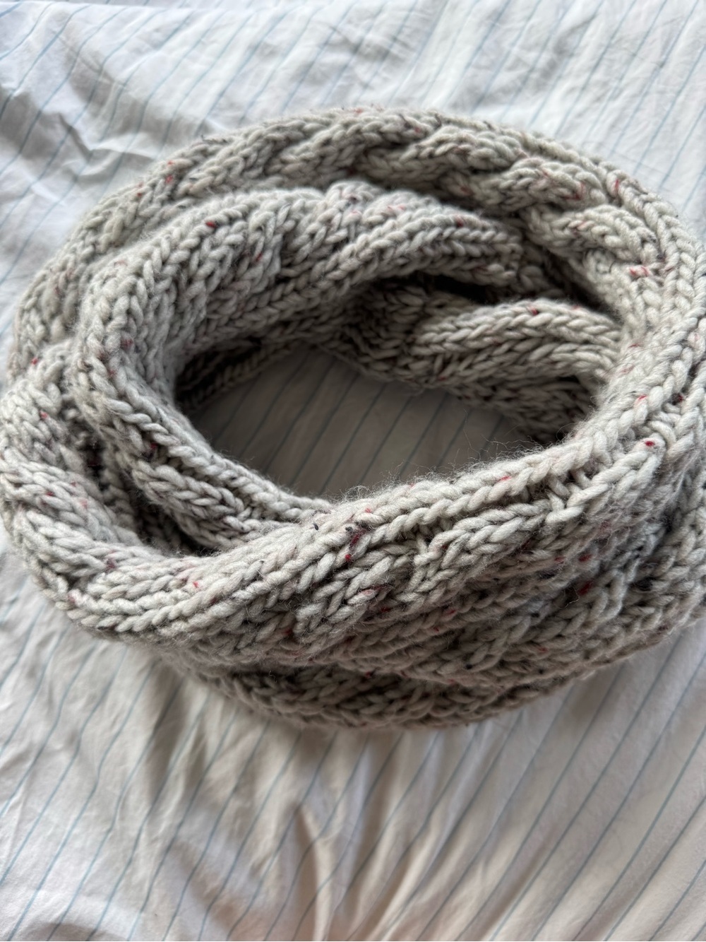 Chunky Cable Knit Scarf in Light Gray with Colour Flecks - Picture 3 of 5